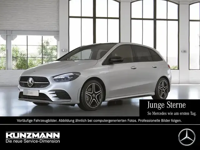 Mercedes-Benz B 180