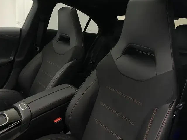 Mercedes-Benz CLA 220