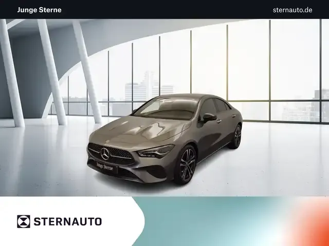 Mercedes-Benz CLA 180