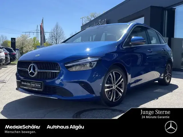 Mercedes-Benz B 200