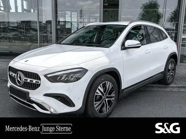 Mercedes-Benz GLA 200