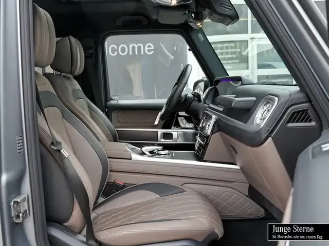 Mercedes-Benz G 500