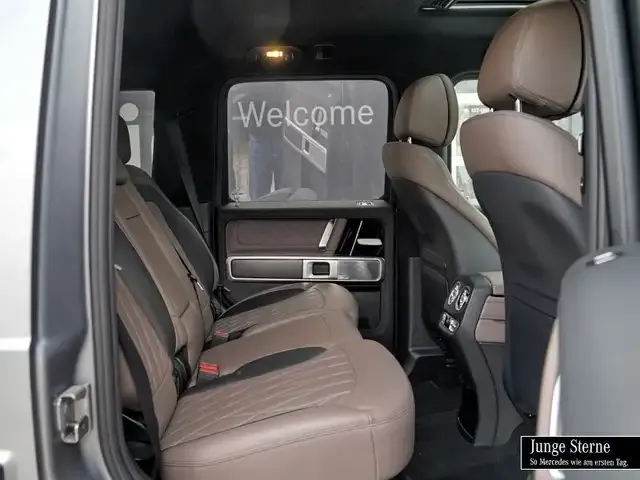 Mercedes-Benz G 500