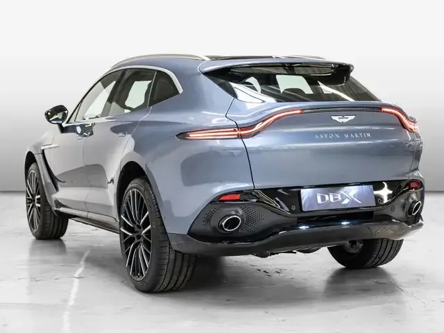 Aston Martin DBX