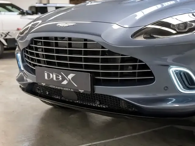Aston Martin DBX