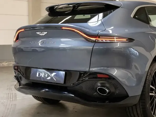 Aston Martin DBX