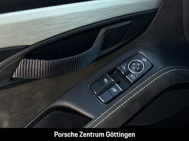 Porsche 718 Spyder