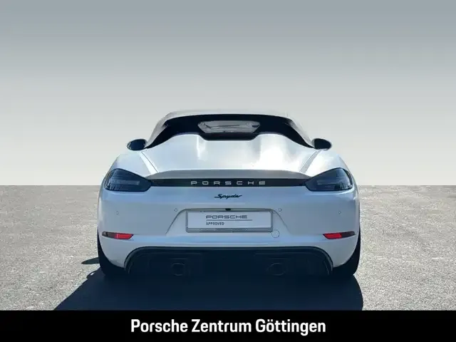 Porsche 718 Spyder