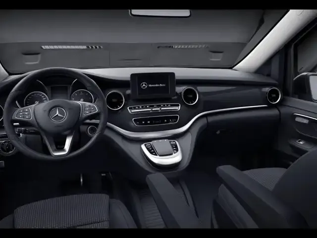 Mercedes-Benz V 220