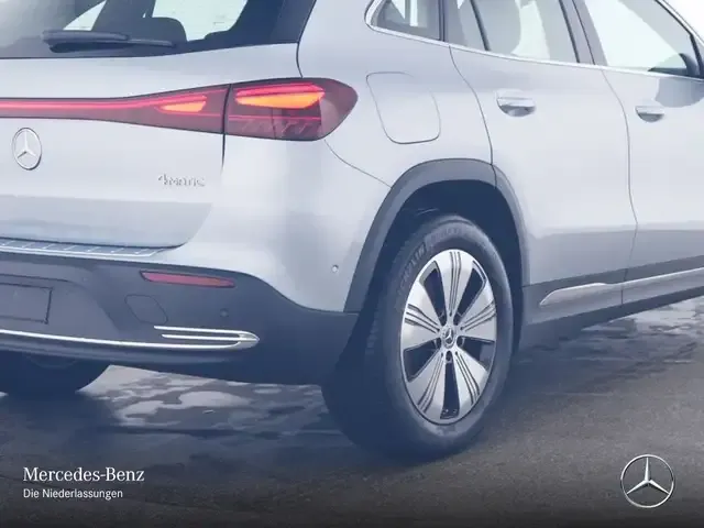 Mercedes-Benz EQA 300