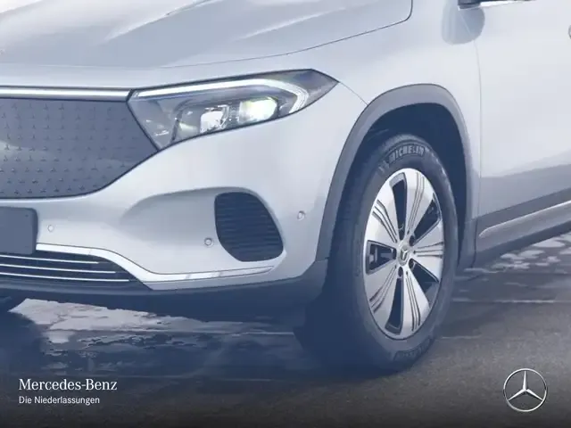Mercedes-Benz EQA 300