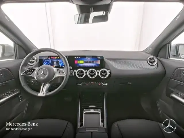 Mercedes-Benz EQA 300