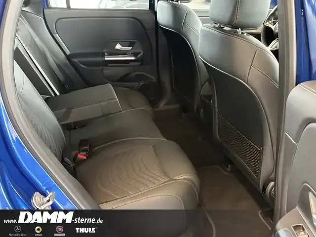 Mercedes-Benz EQA 300