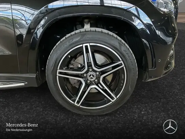 Mercedes-Benz GLS 400