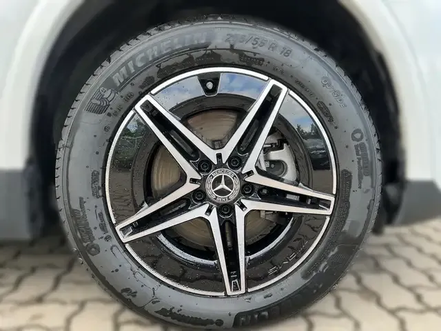 Mercedes-Benz EQA 250