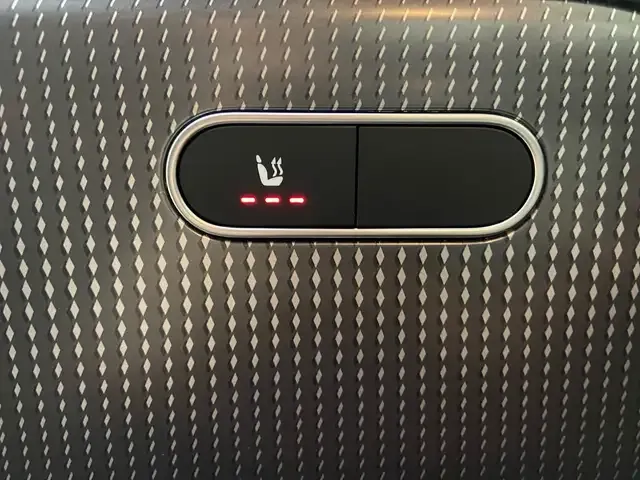 Mercedes-Benz GLB 220