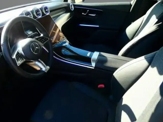 Mercedes-Benz GLC 200