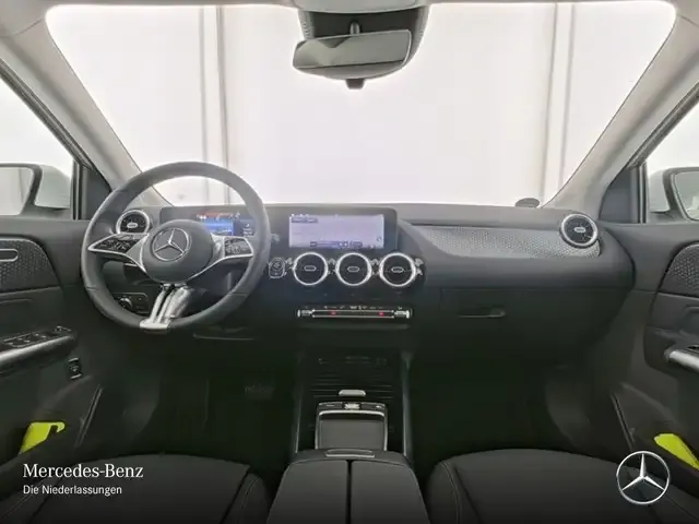 Mercedes-Benz GLA 180