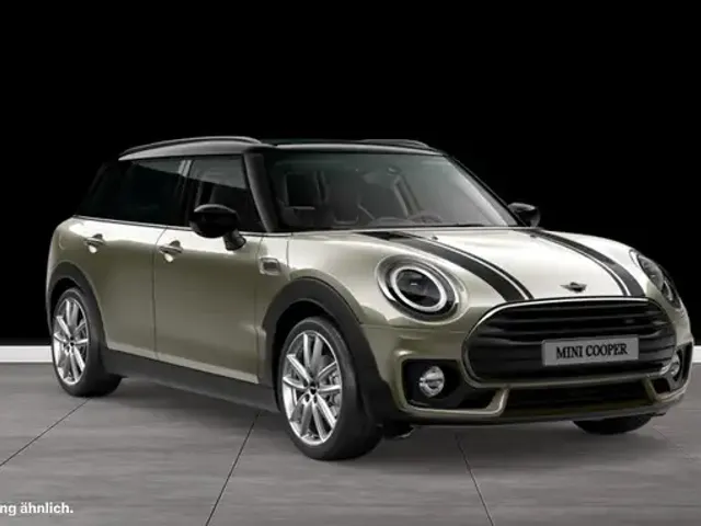 MINI Cooper Clubman
