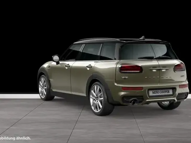 MINI Cooper Clubman
