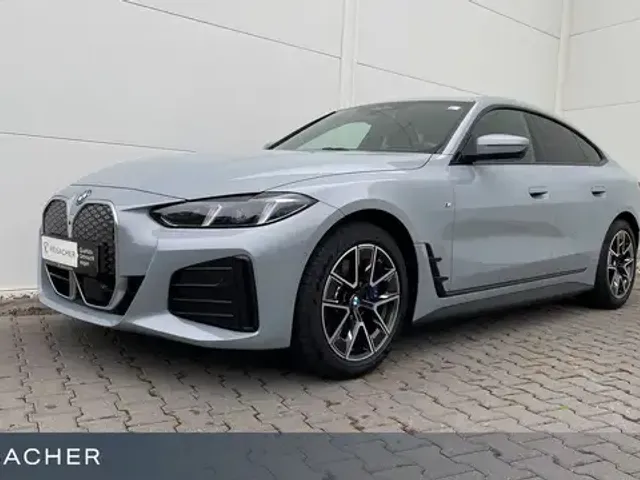 BMW 440