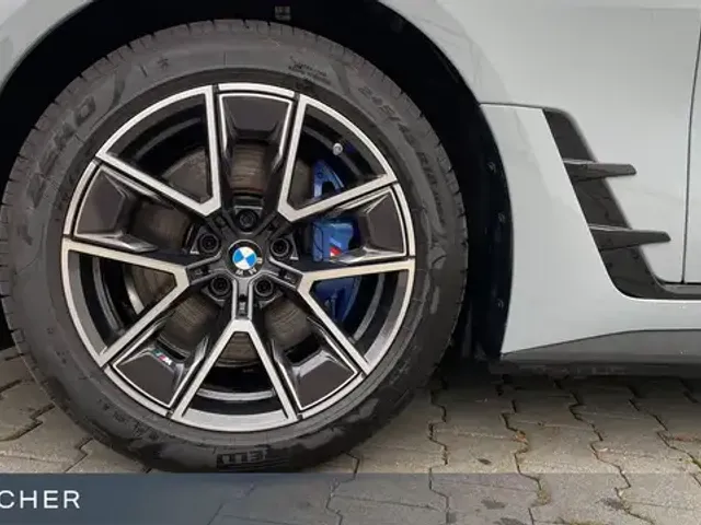 BMW 440