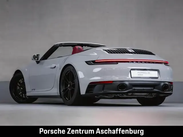 Porsche 992