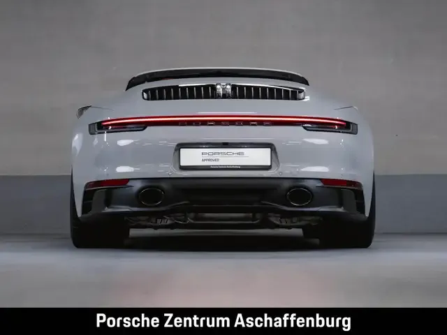 Porsche 992