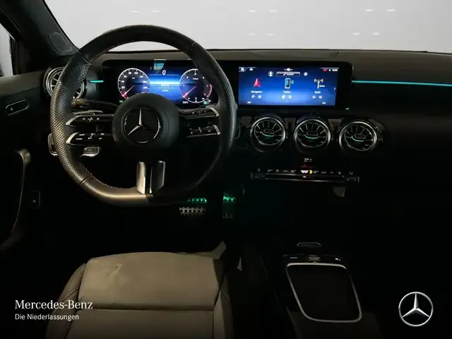 Mercedes-Benz A 220