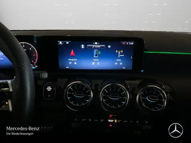 Mercedes-Benz A 220
