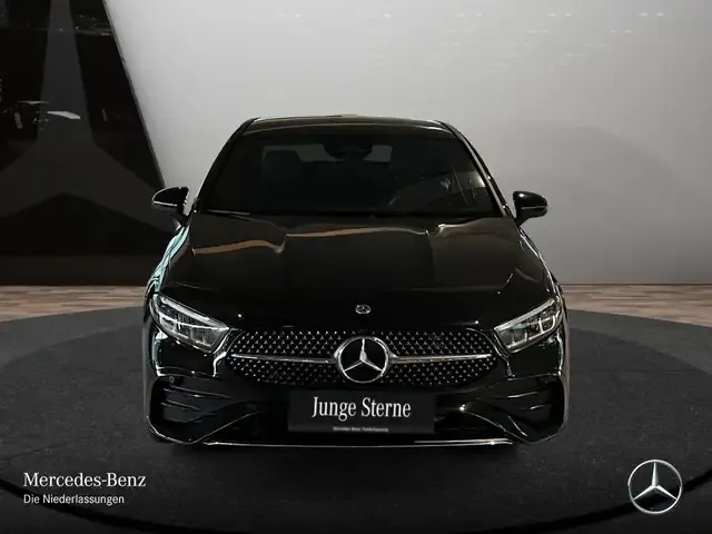 Mercedes-Benz A 220