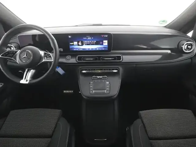 Mercedes-Benz V 220