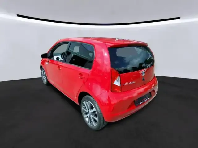 SEAT Mii