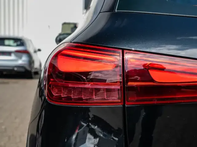 Mercedes-Benz EQA 300
