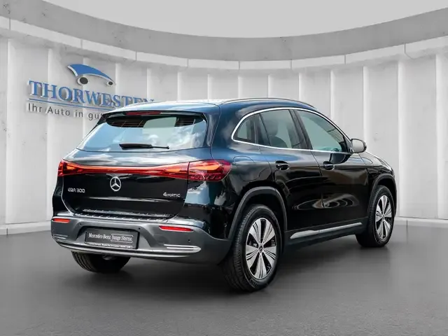 Mercedes-Benz EQA 300
