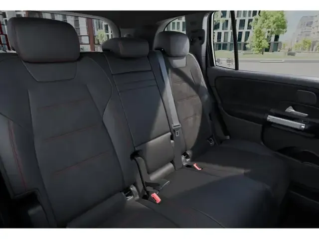 Mercedes-Benz EQB 250