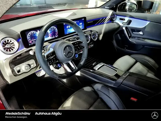 Mercedes-Benz CLA 45 AMG