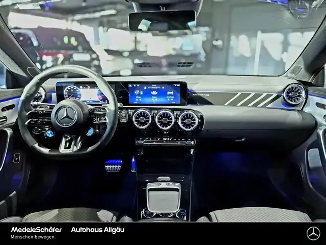 Mercedes-Benz CLA 45 AMG