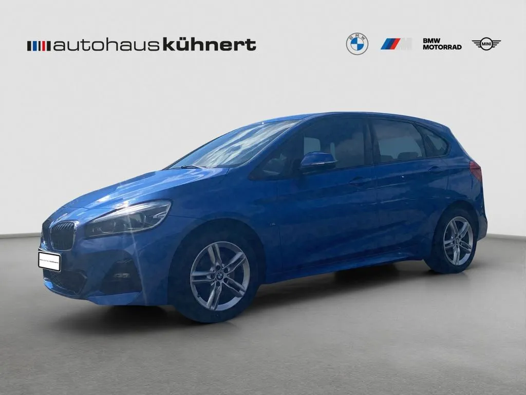 BMW 220