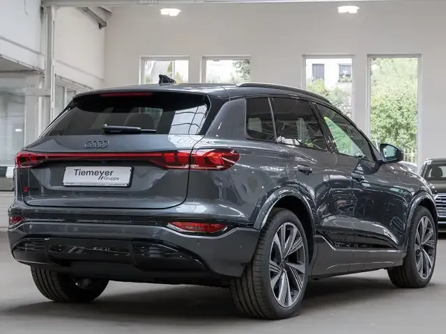 Audi SQ6