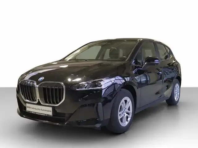 BMW 225