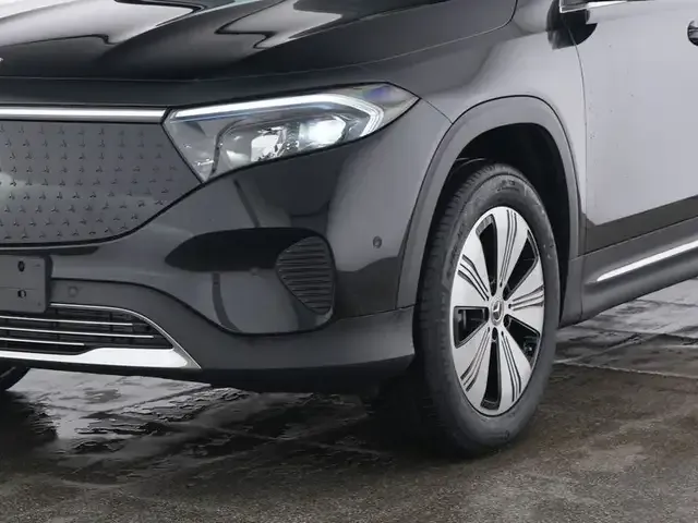 Mercedes-Benz EQB 350
