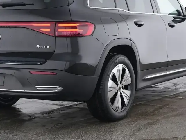 Mercedes-Benz EQB 350