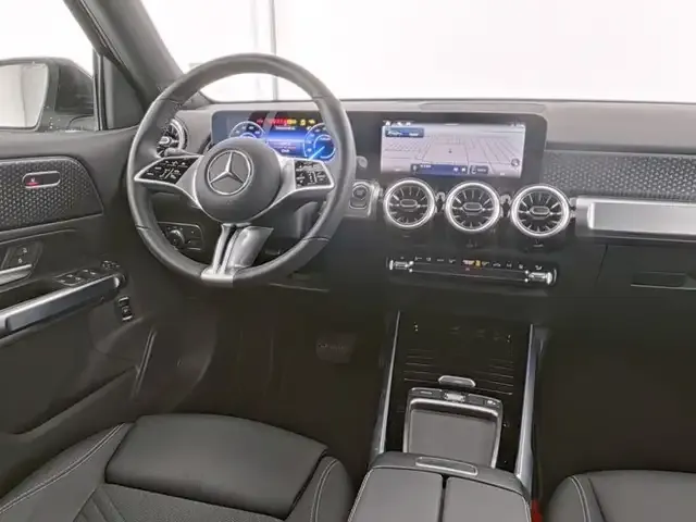 Mercedes-Benz EQB 350