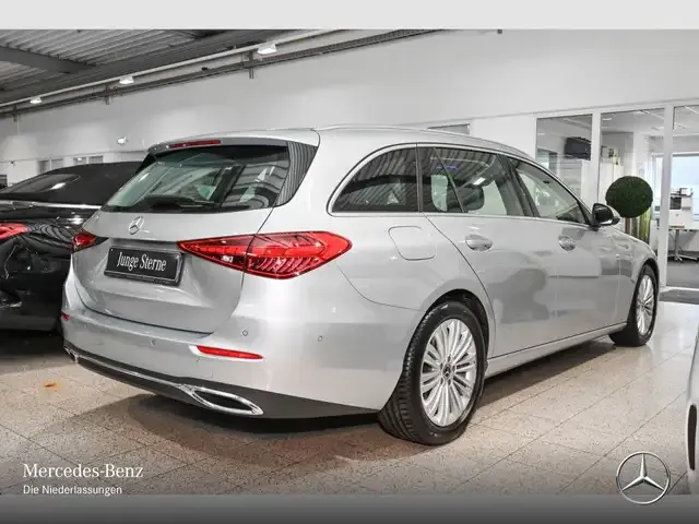 Mercedes-Benz C 220