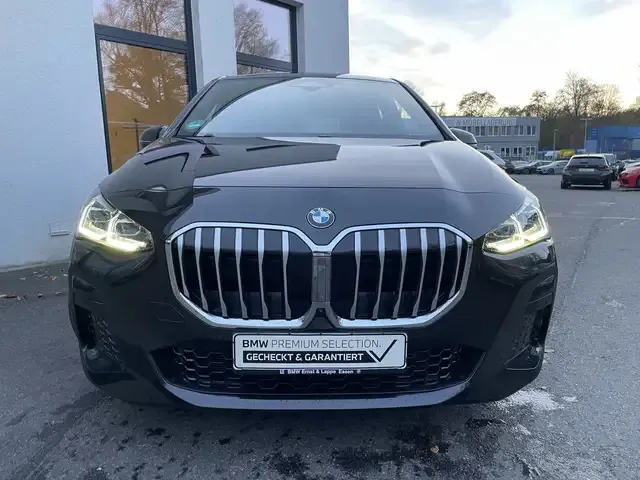 BMW 216