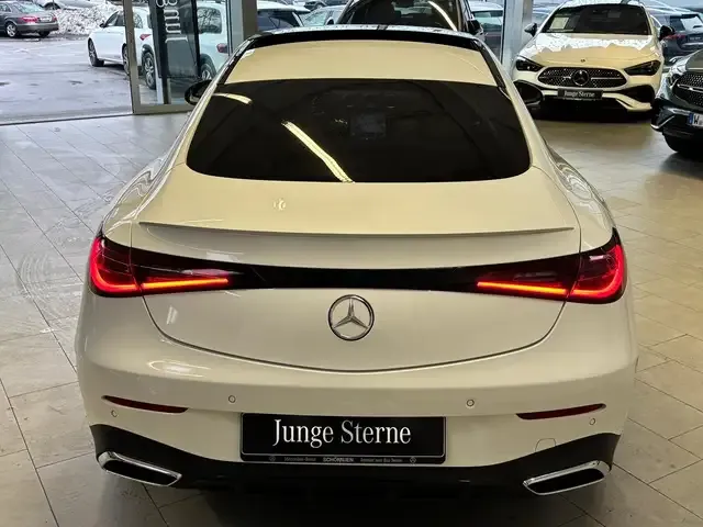 Mercedes-Benz CLE 200