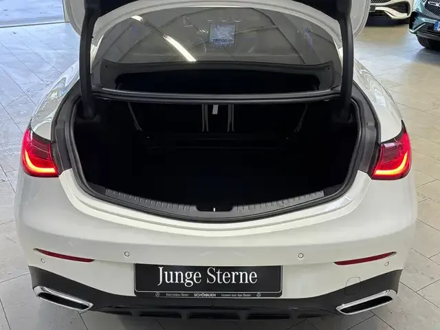 Mercedes-Benz CLE 200