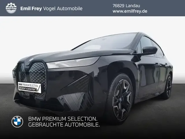 BMW iX