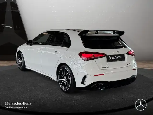 Mercedes-Benz A 35 AMG